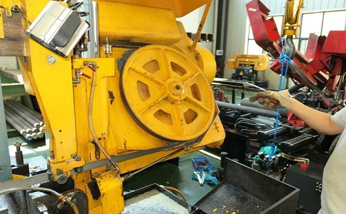 如何解决民众镇卧式金属带锯床切削时出现的断带现象? 如何解决民众镇卧式金属带锯床切削时出现的断带现象?