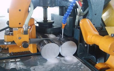 民众镇卧式带锯床的送料方式有哪几种？