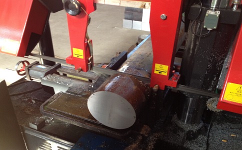 民众镇卧式带锯床加工时出现明显振荡如何排查？